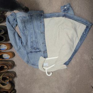 Old Navy Denim Jacket with Sherpa Lining XL